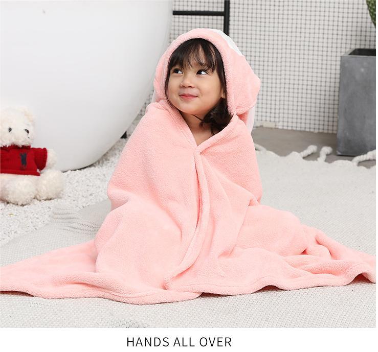 Super absorbent children's cartoon bathrobe