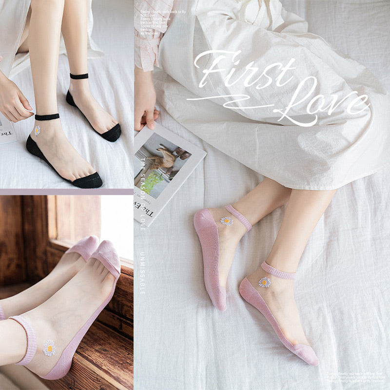 💥 Clearance special 💥 Summer breathable translucent daisy socks