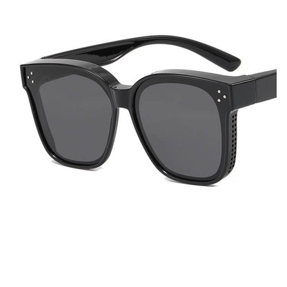 Polarized sunglasses for sun protection and myopia