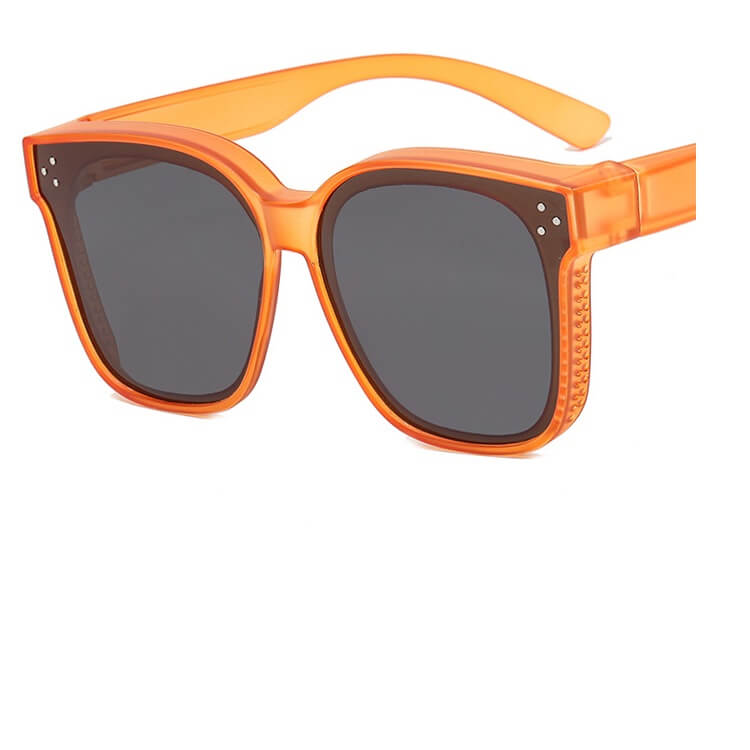 Polarized sunglasses for sun protection and myopia