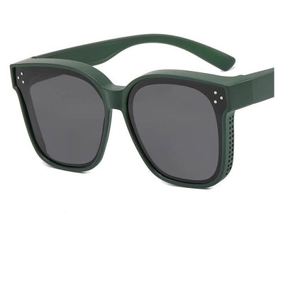 Polarized sunglasses for sun protection and myopia